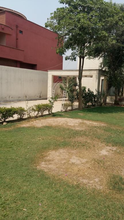 Grace View Guest House Lahore Exterior photo
